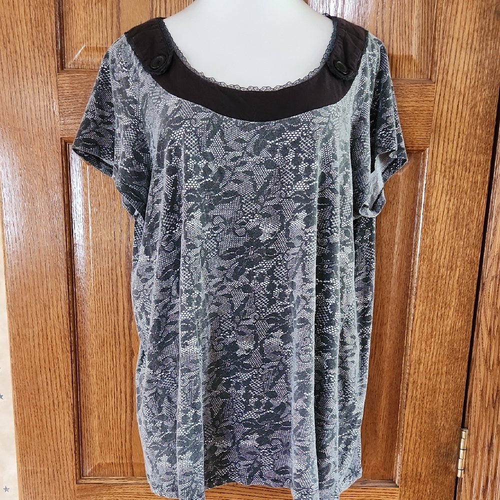 Joe Browns Elegant Cotton Shirt in Black and White With Beautiful Details